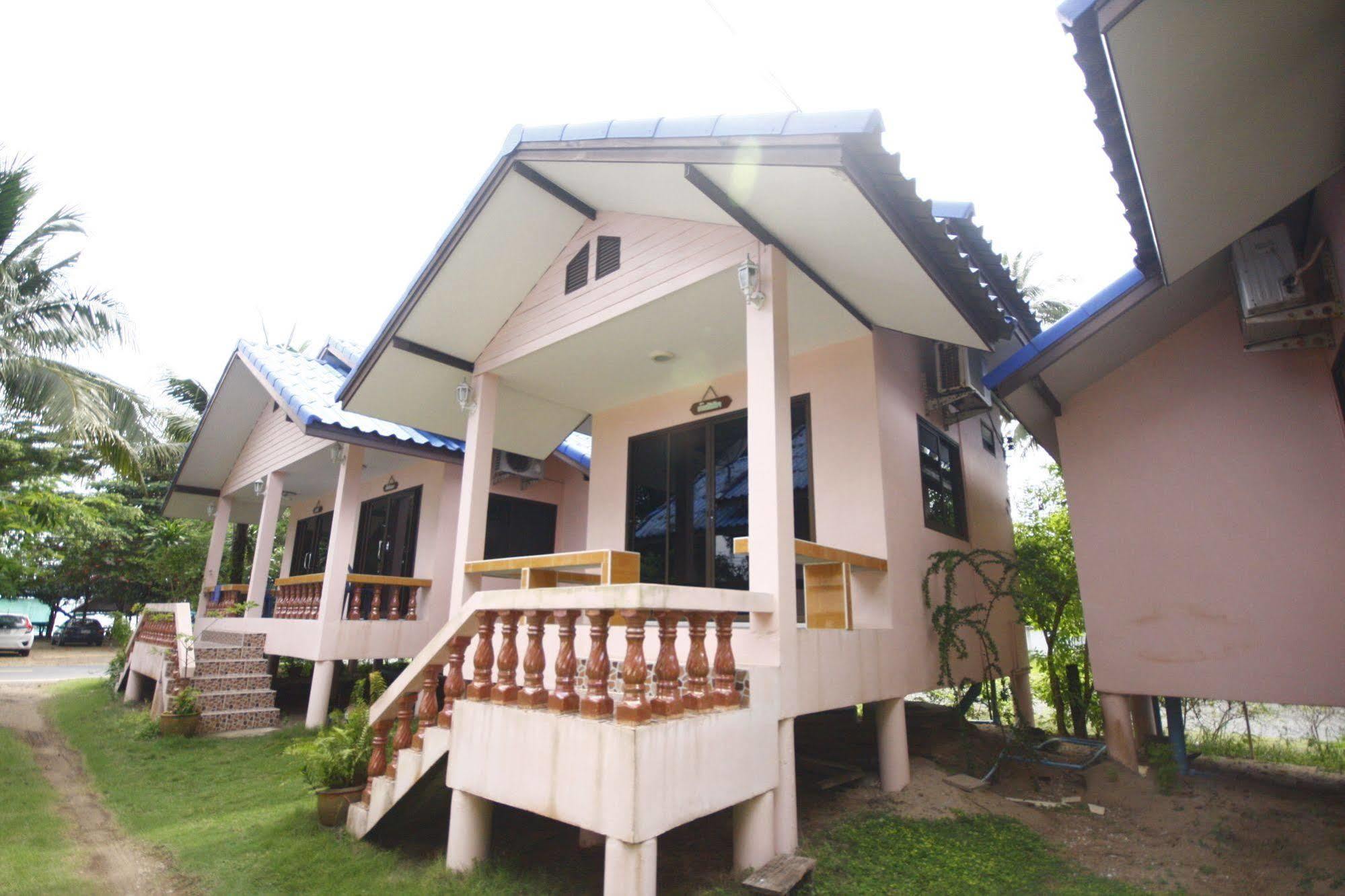 Chaiwat Resort Лаем Синг Екстериор снимка
